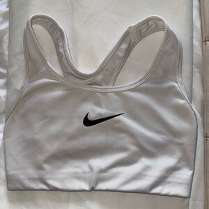 Nike White Sports Bra Moisture-Wicking Racerback